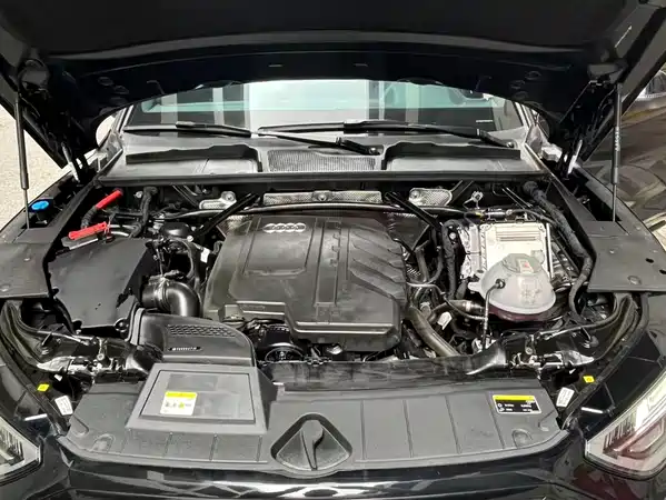 Audi Q5L 2024