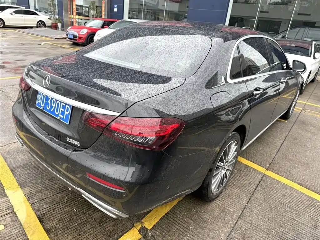 Mercedes-Benz E-Class 2023