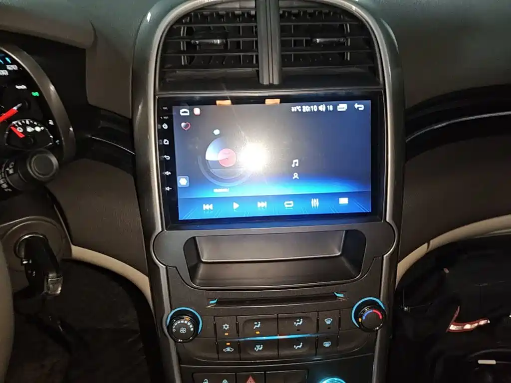 Chevrolet Malibu 2015 — фото 13
