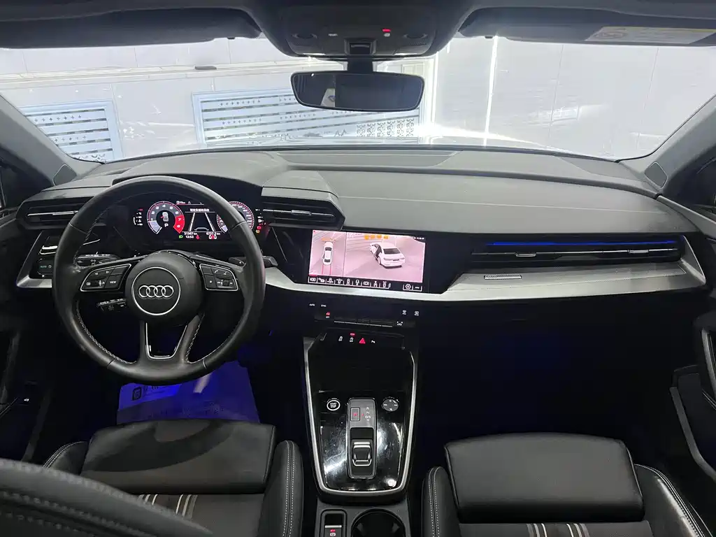 Audi A3 2023 — фото 15