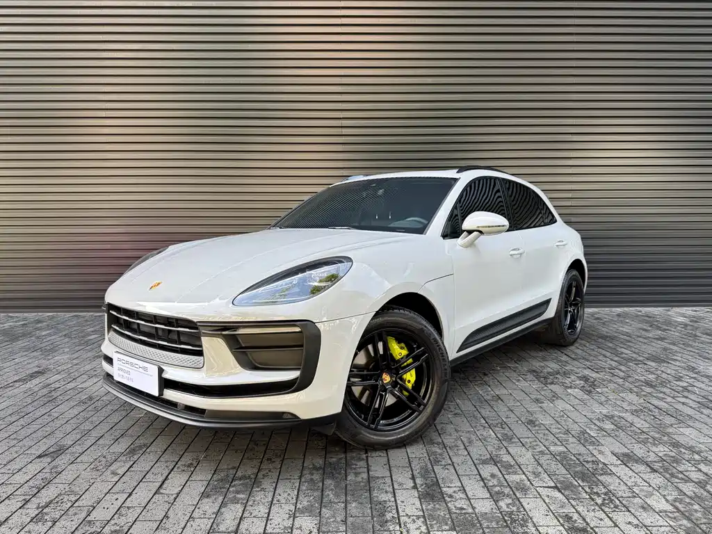 Porsche Macan 2022 — фото 1