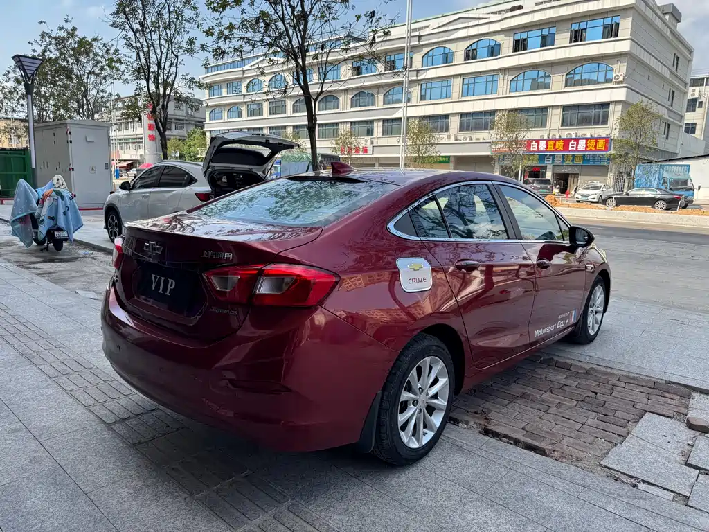 Chevrolet Cruze 2017 — фото 19