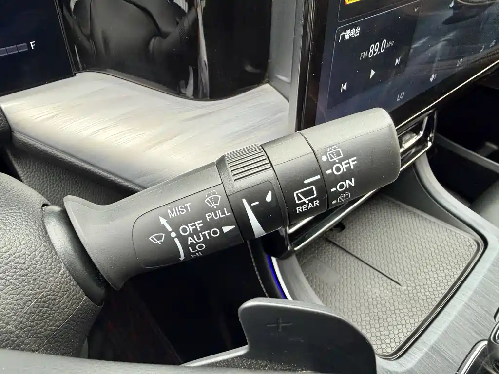 GAC Motor Trumpchi GS8 2024 — фото 23