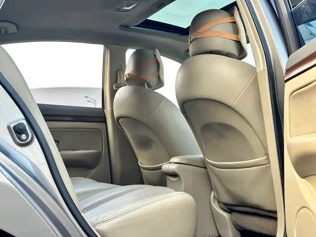 Nissan Sylphy 2010 — фото 27