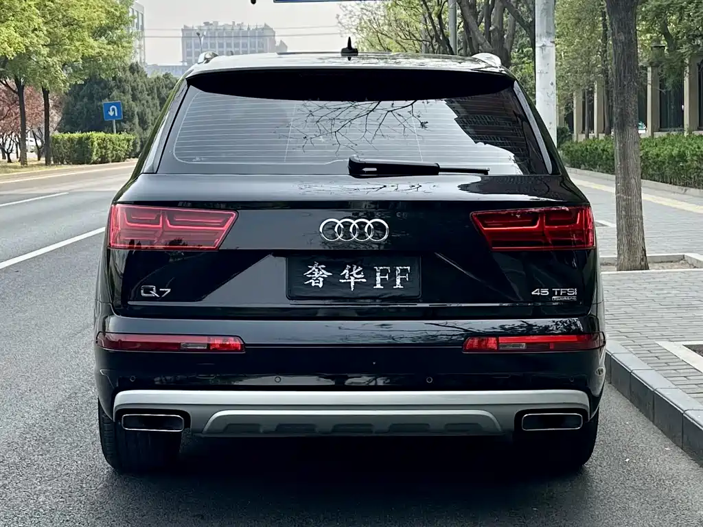 Audi Q7 2019 — фото 4