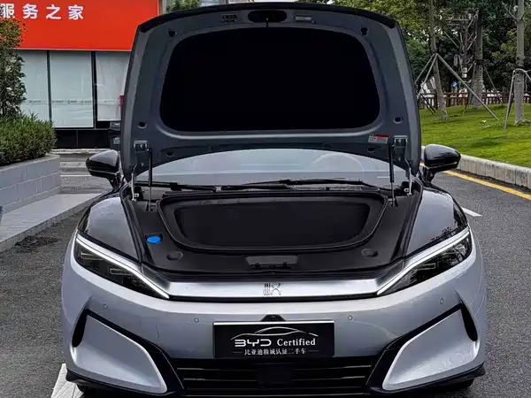 BYD Han L 2025