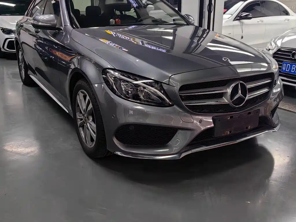 Mercedes-Benz C-Class 2018