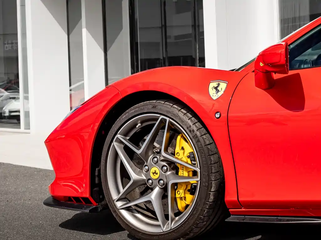 Ferrari F8 2021 — фото 4