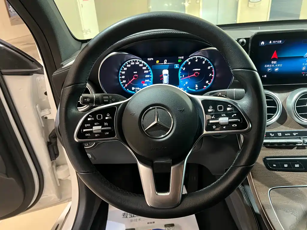 Mercedes-Benz GLC 2019 — фото 8