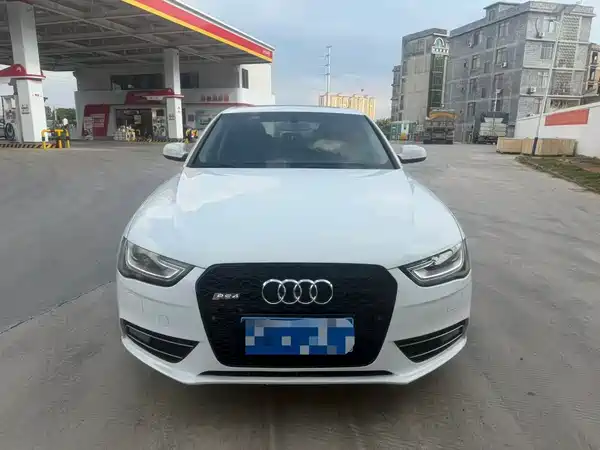 Audi A4L 2014