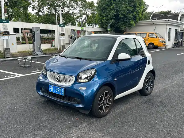 smart fortwo 2019