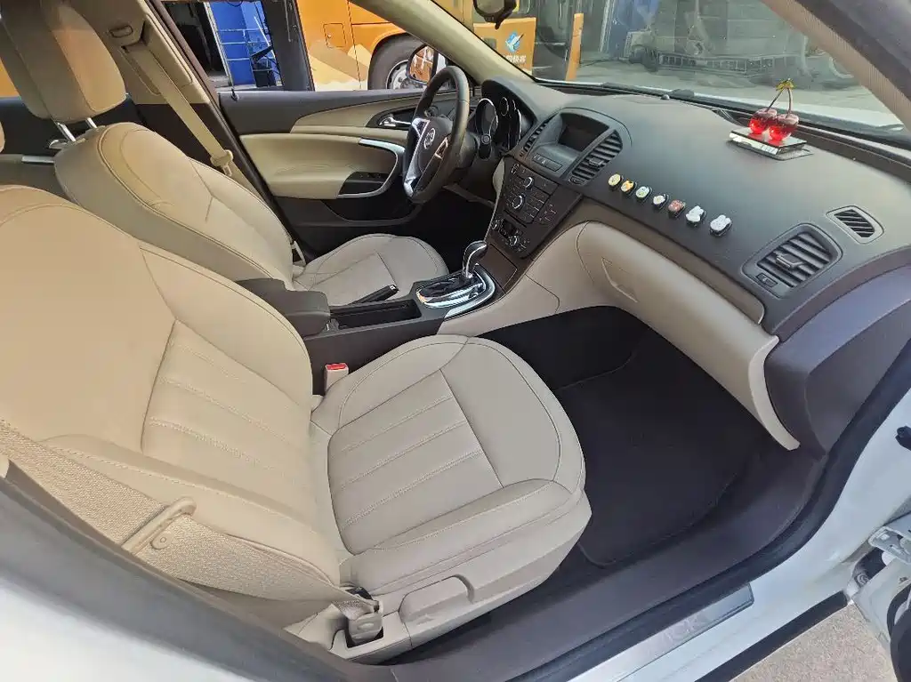 Buick Regal 2013 — фото 13