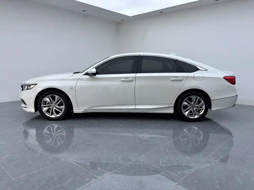 Honda Accord 2021 — фото 15