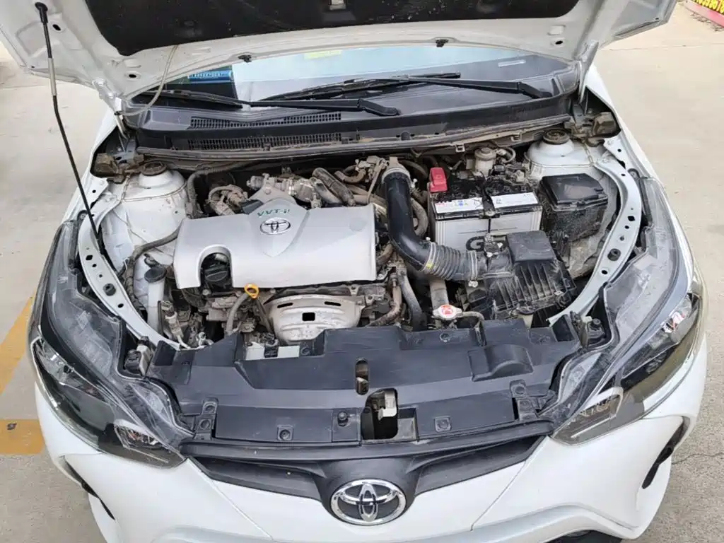 Toyota Yaris L 2020 — фото 20