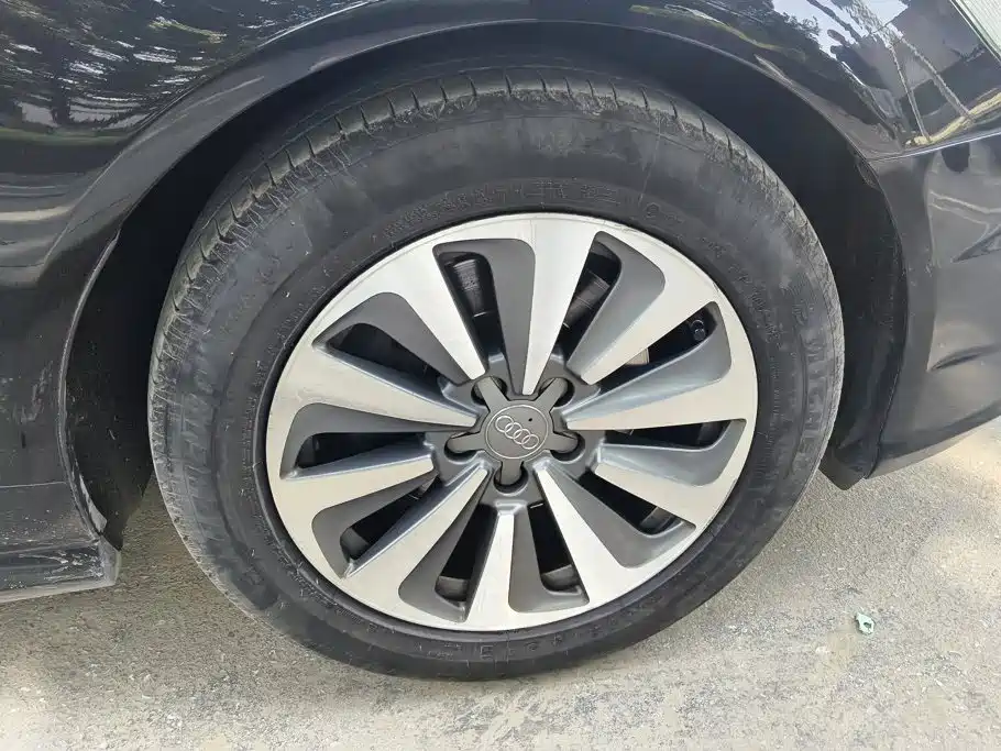 Audi A6L 2016