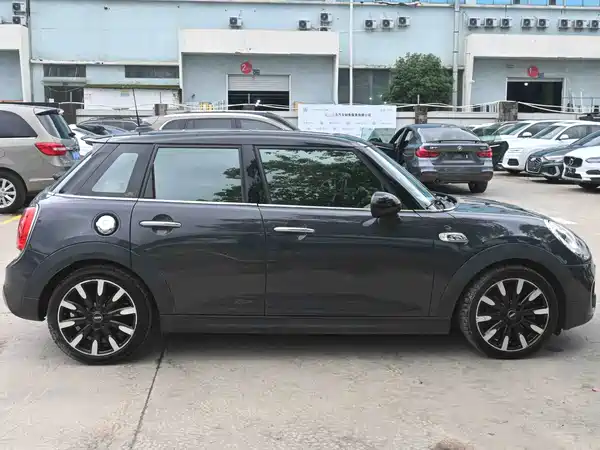 MINI 2015