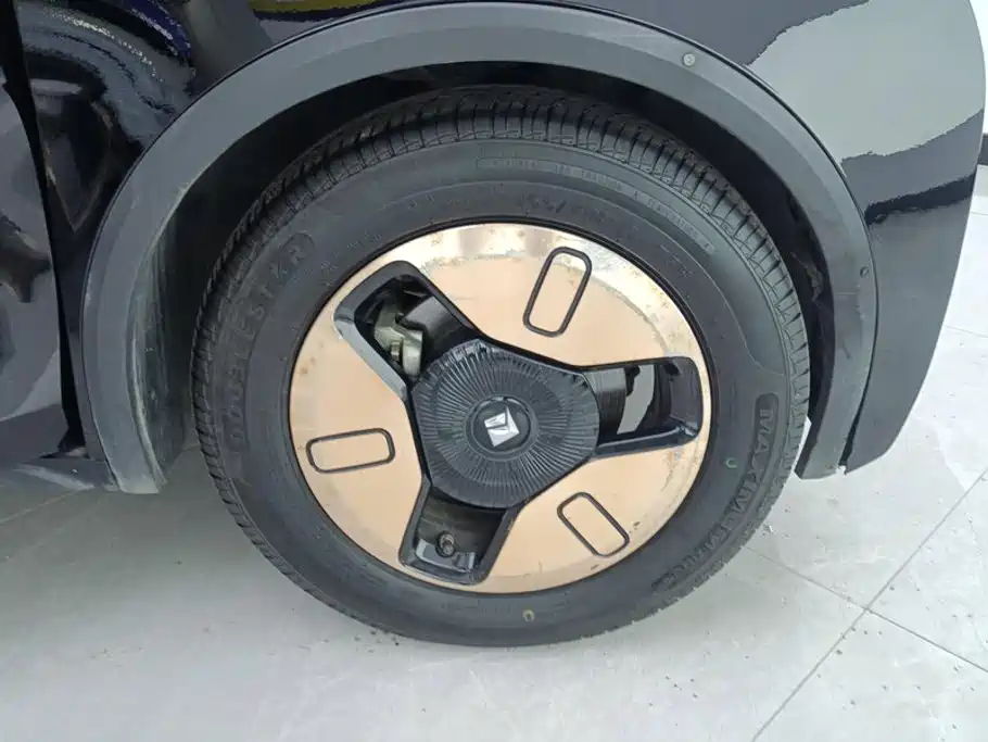 Baojun Kiwi EV 2021