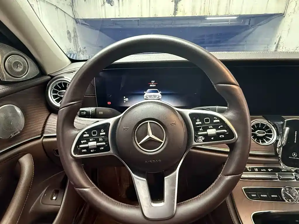 Mercedes-Benz E-Class 2020 — фото 4