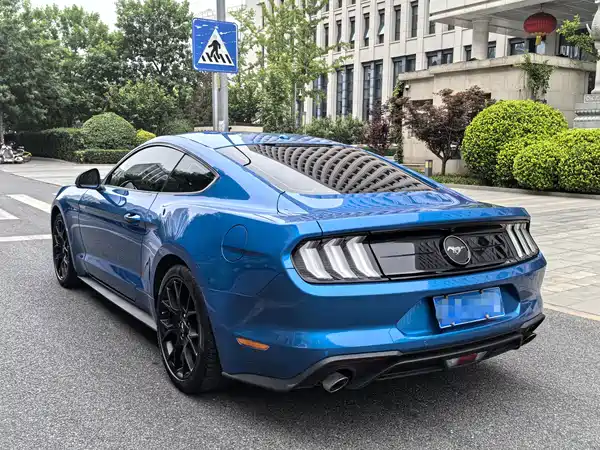 Ford Mustang 2021