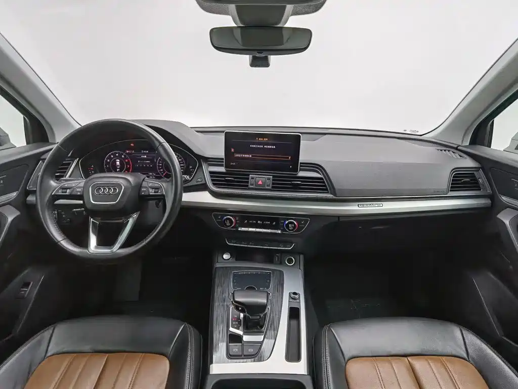 Audi Q5L 2020 — фото 5