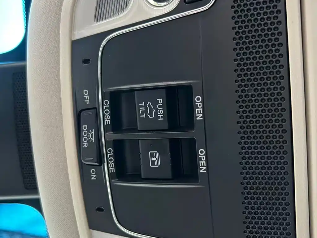 Honda Odyssey 2021 — фото 15