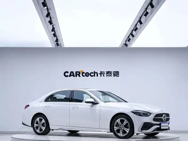 Mercedes-Benz C-Class 2022