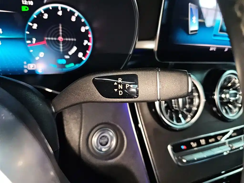 Mercedes-Benz C-Class 2020 — фото 10