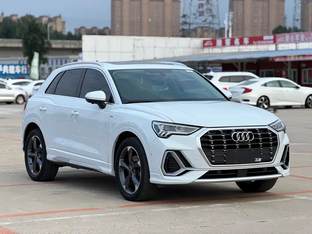 Audi Q3 2022