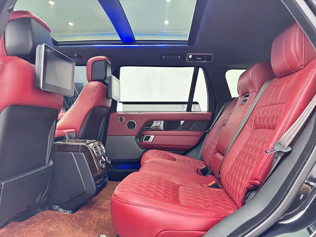 Land Rover Range Rover 2021 — фото 11