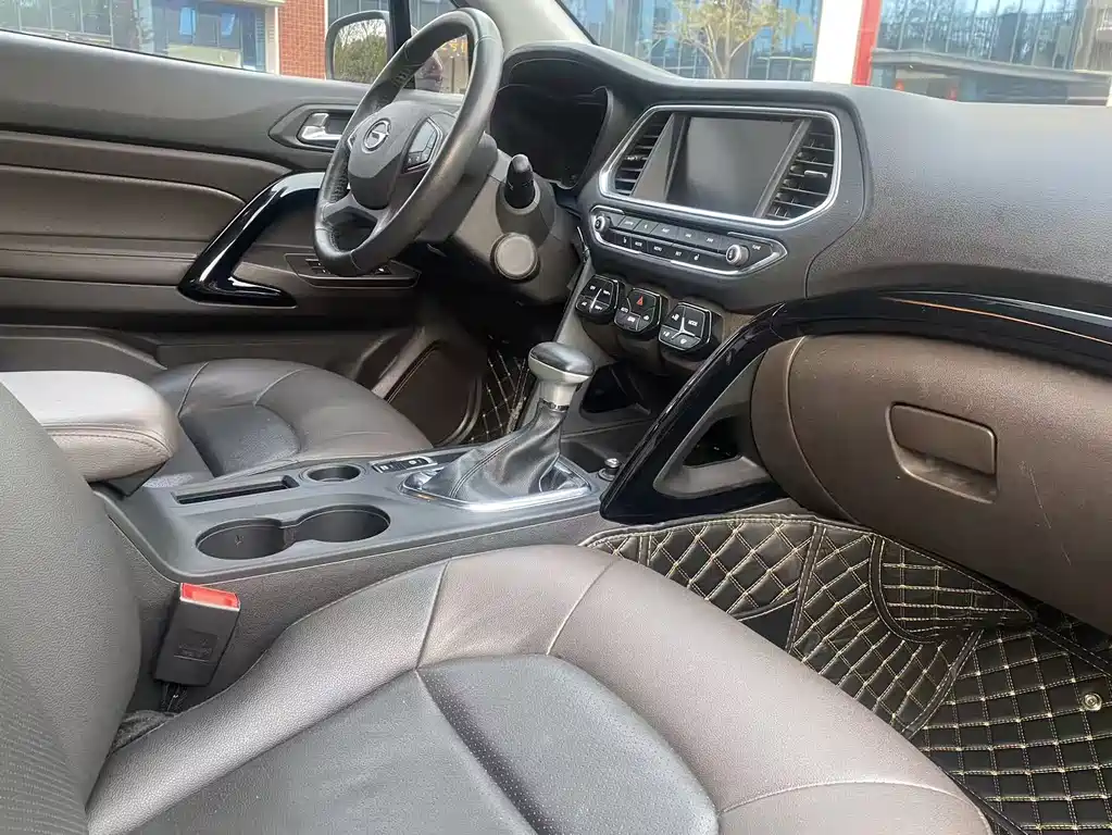 GAC Motor Trumpchi GS4 2018 — фото 17