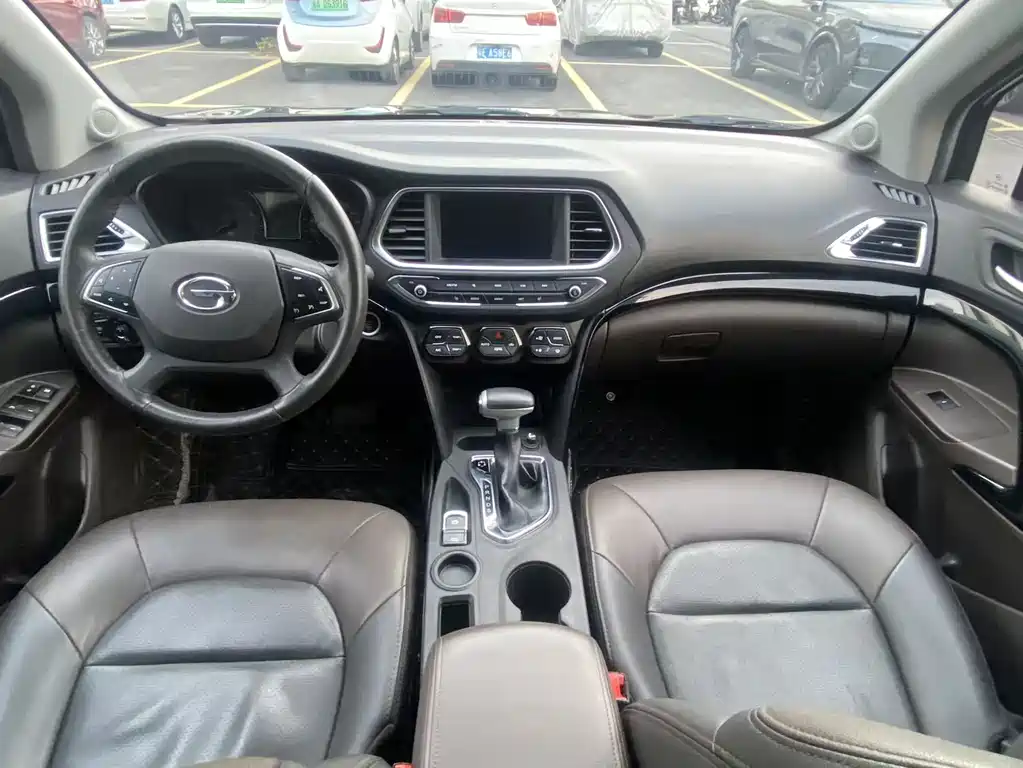 GAC Motor Trumpchi GS4 2018 — фото 18