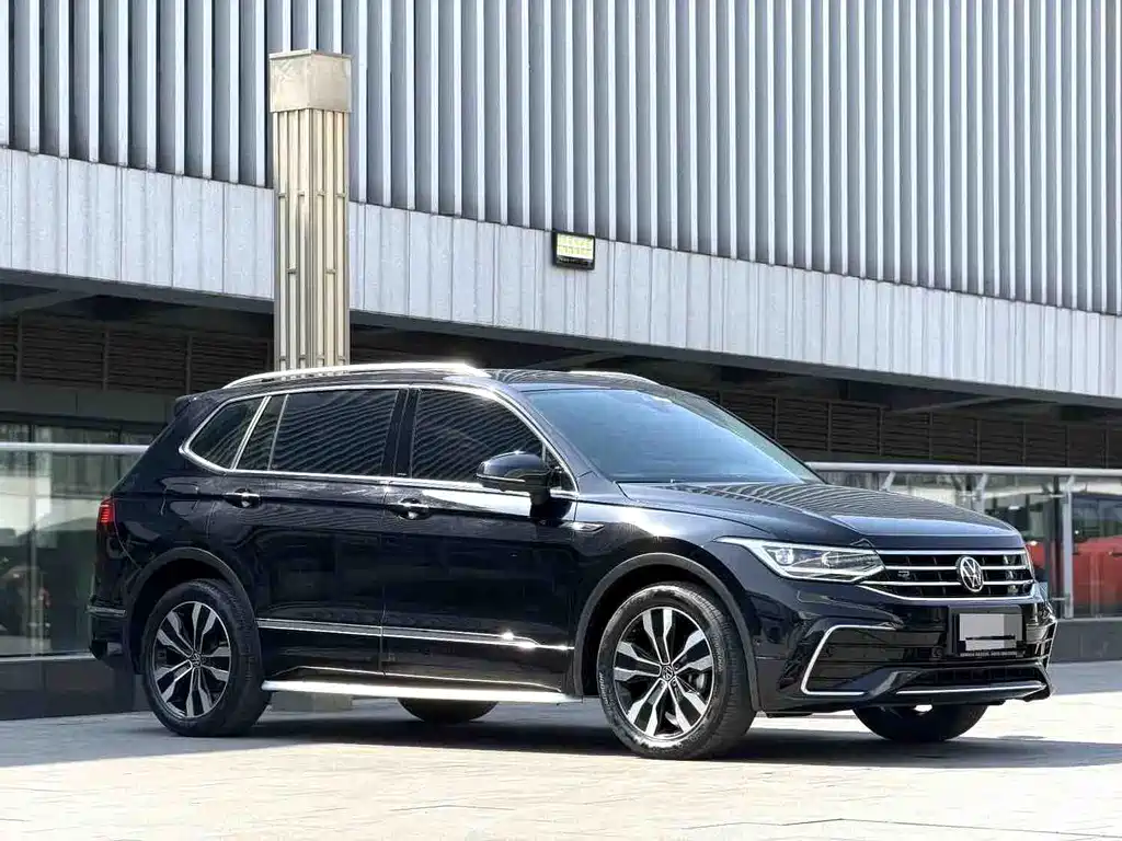 Volkswagen Tiguan L 2023