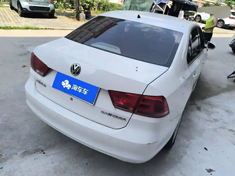 Volkswagen Santana 2014