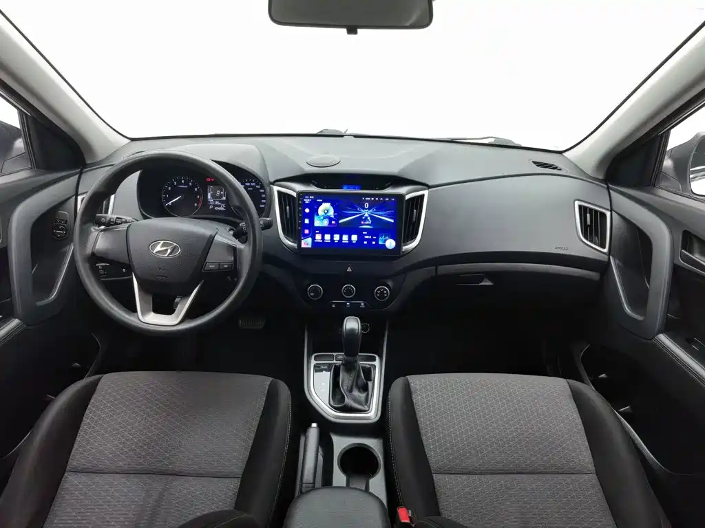 Hyundai ix25 2015 — фото 5