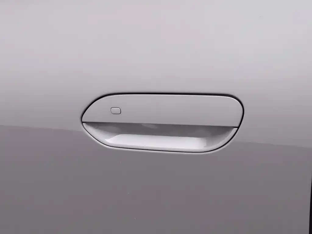 Geely Galaxy Starwish 2025 — фото 18