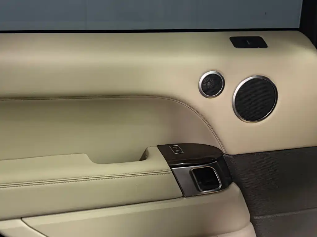 Land Rover Sport 2014 — фото 14