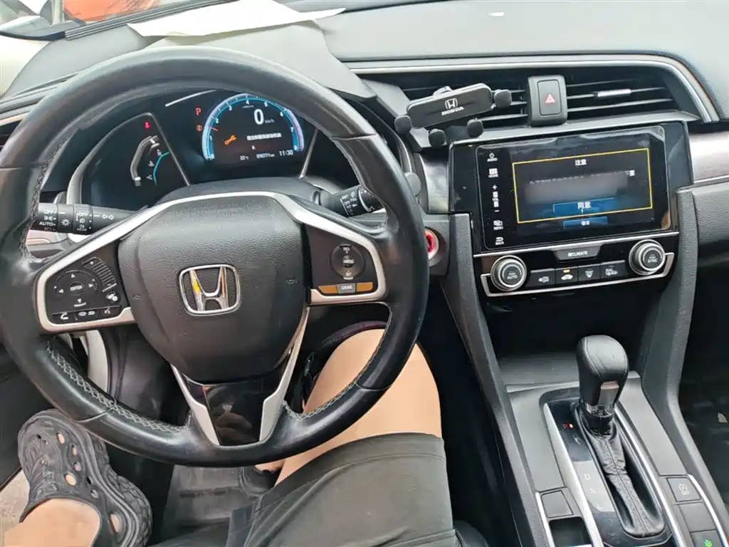 Honda Civic 2016 — фото 10