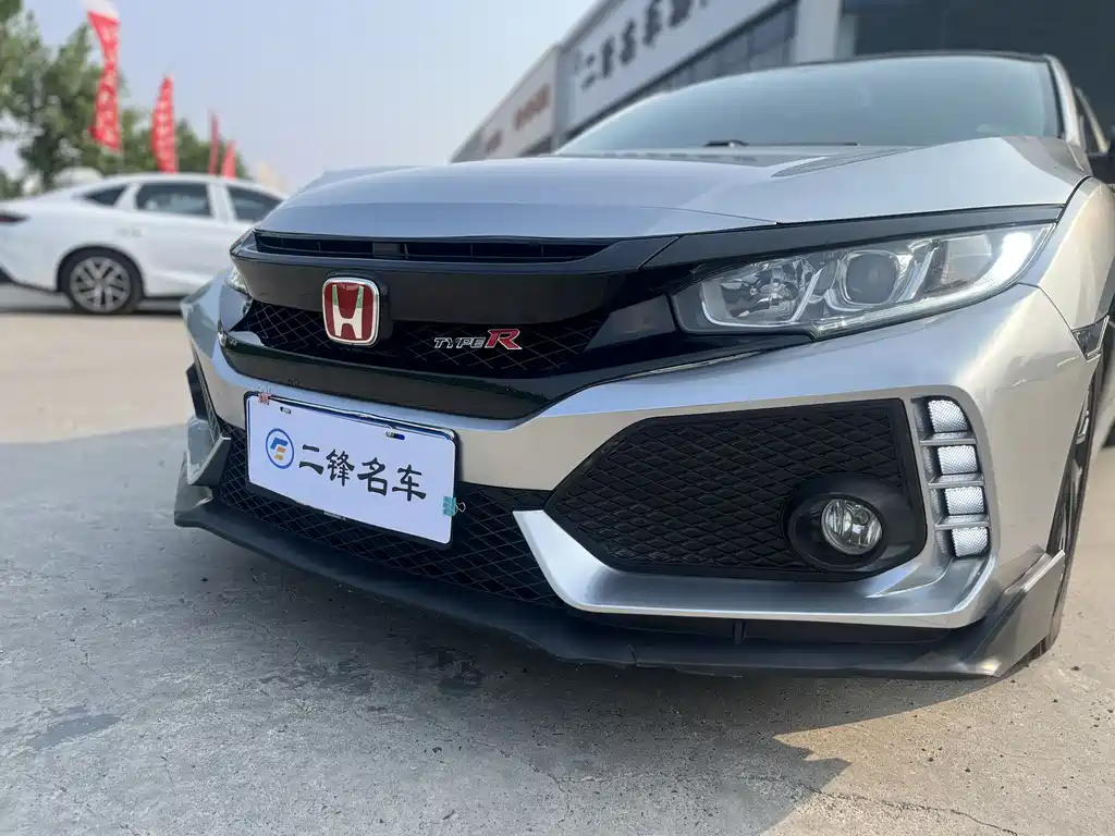 Honda Civic 2018 — фото 3