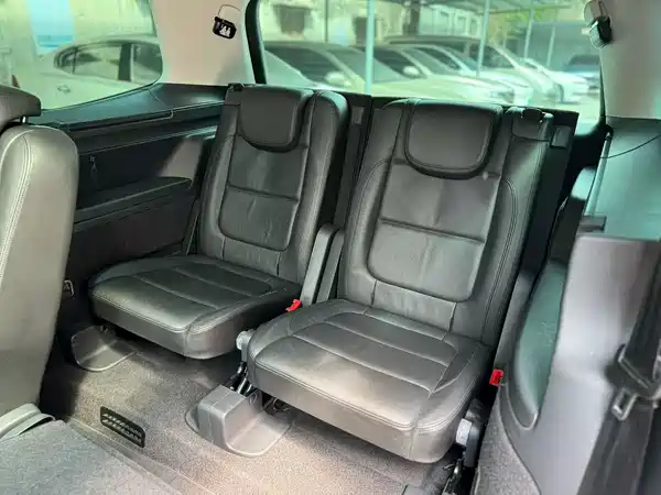 Volkswagen Sharan 2013