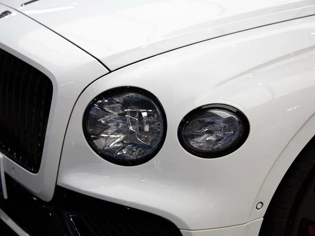 Bentley Flying Spur 2021 — фото 15