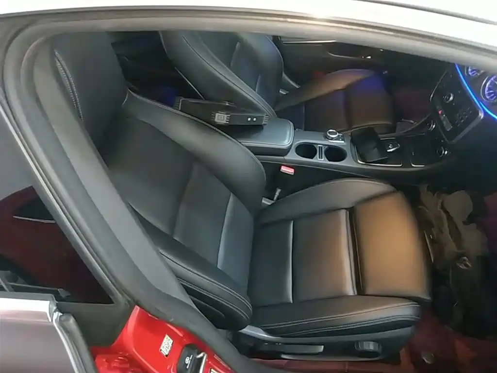 Mercedes-Benz CLA 2018 — фото 25