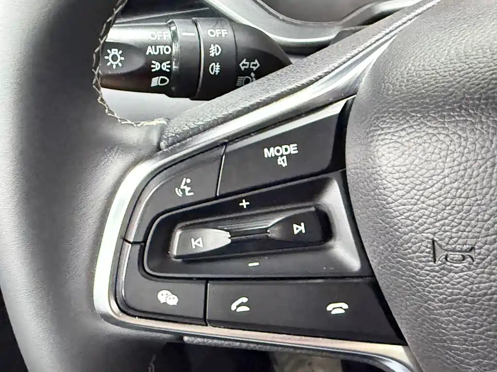 GAC Trumpchi GS4 2022 — фото 11
