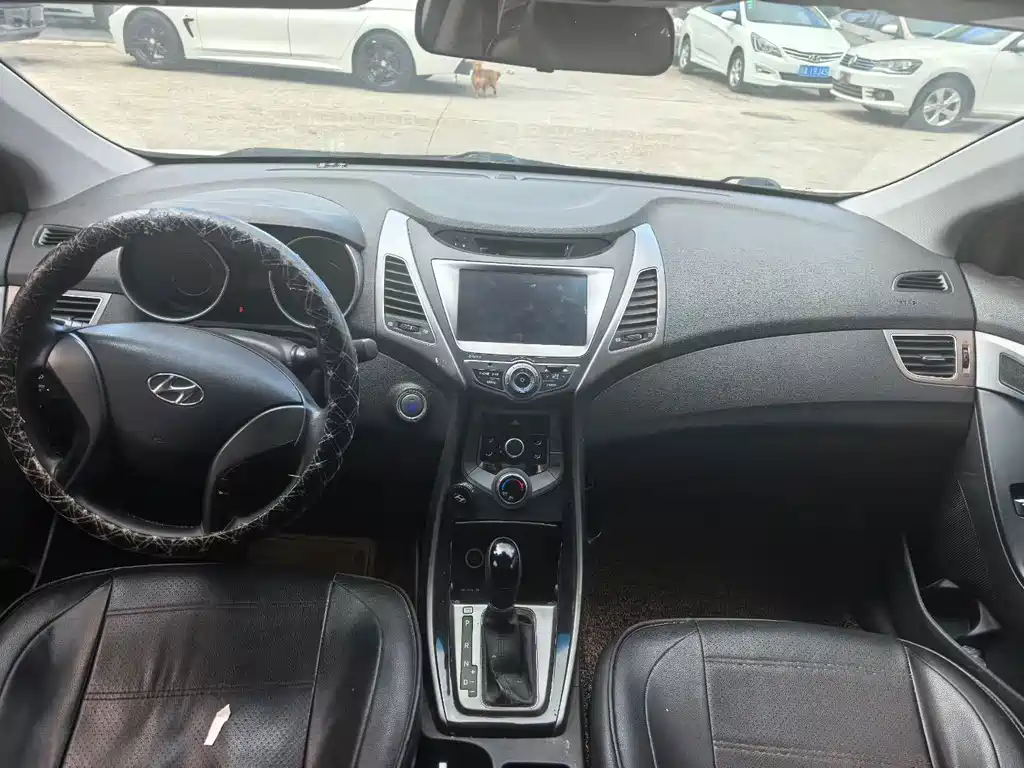 Hyundai Elantra 2016