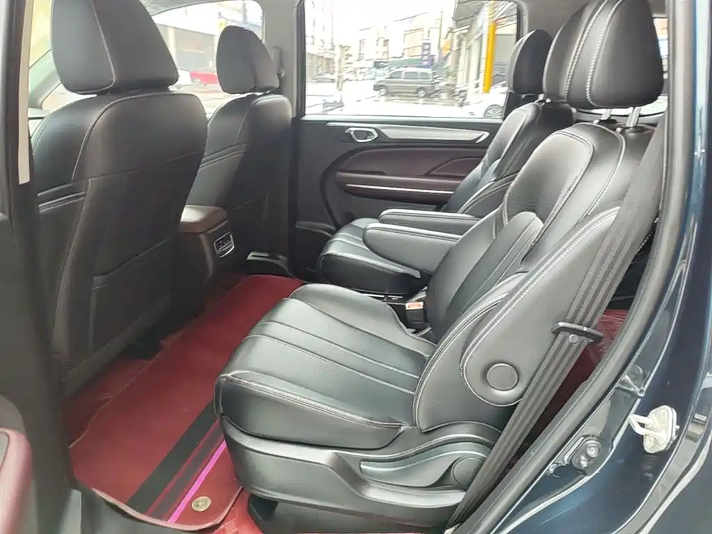 GAC Motor Trumpchi M6 2024 — фото 17