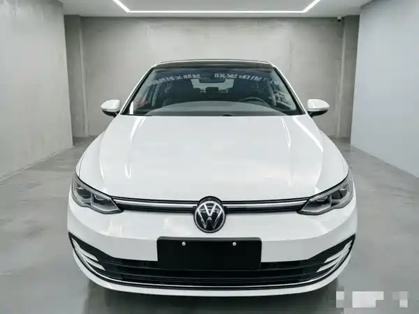 Volkswagen Golf 2022