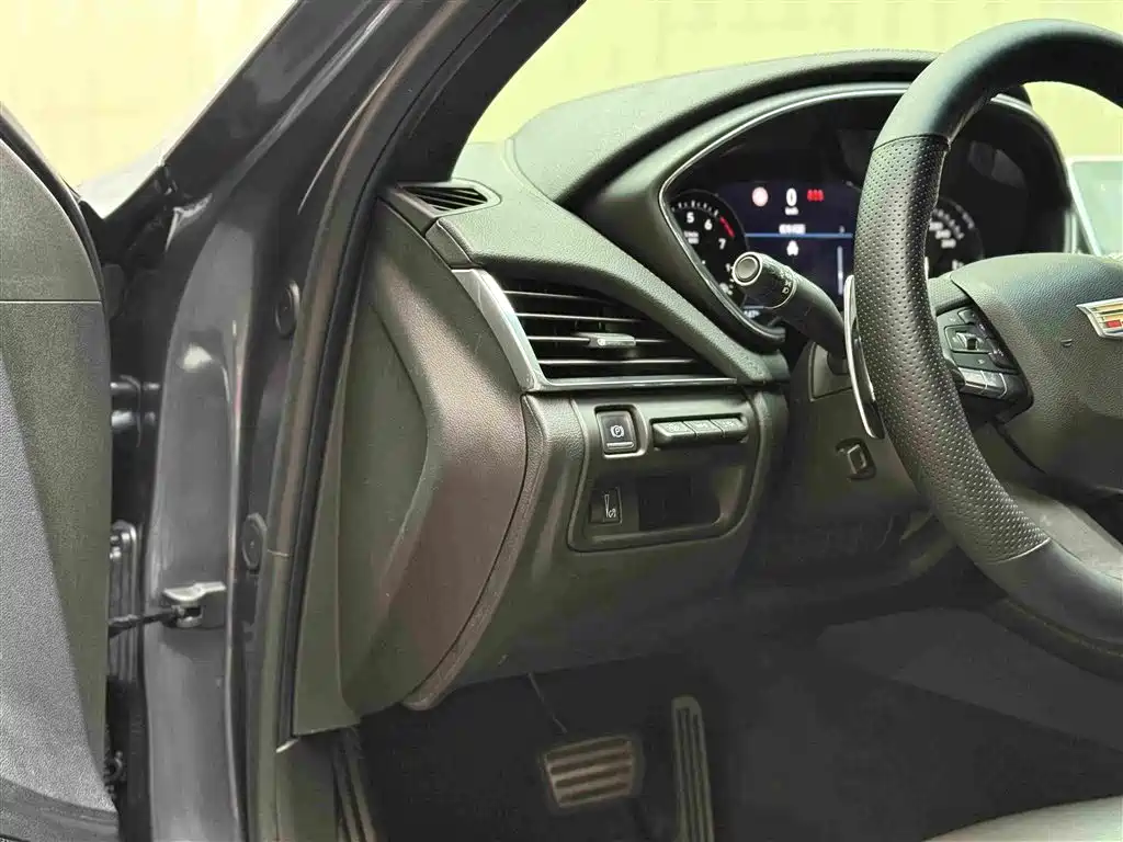 Cadillac CT5 2020 — фото 12