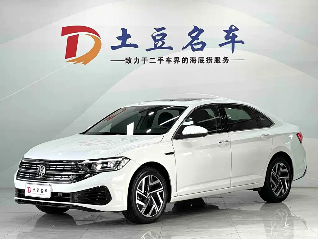 Volkswagen Sagitar 2022