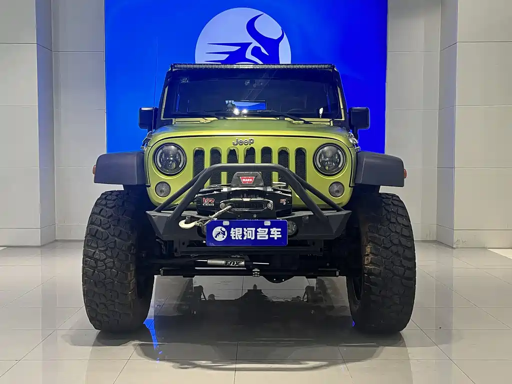 Jeep Wrangler 2016 — фото 2