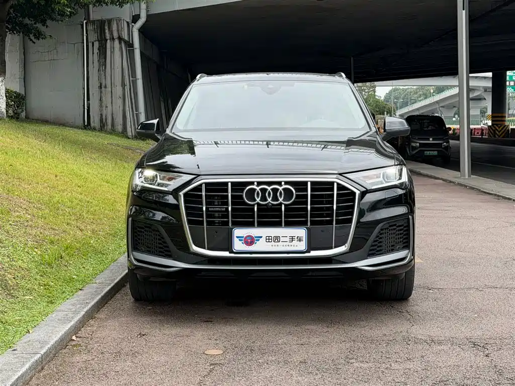 Audi Q7 2022 — фото 2