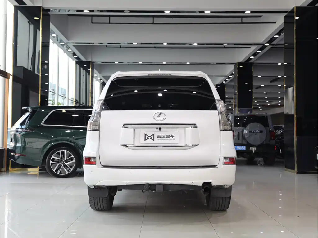 Lexus GX 2015 — фото 16